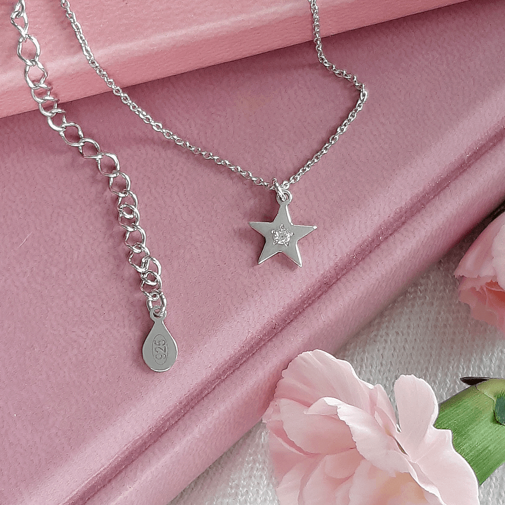 naszyjnik z gwiazdką ze srebra z cyrkonią