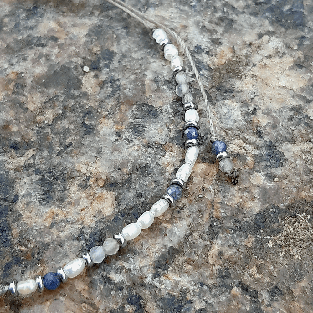 Bransoletka ODETTE z szafirami perłą i kamieniem księżycowym beż użycia metali