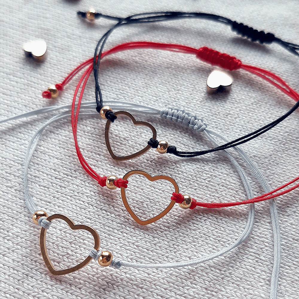 bransoletka z sercem na czerwonym sznurku walentynki