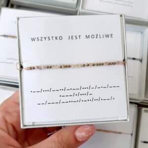 Beżowa bransoletka alfabet Morse’a WSZYSTKO JEST MOŻLIWE